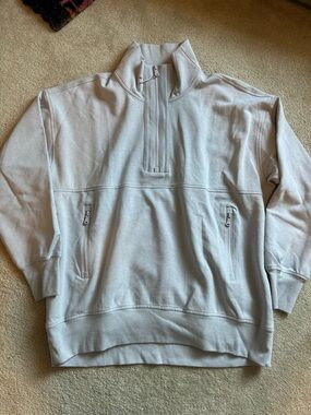 Old Navy Women's Light Gray Zip Pullover Sweater